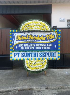 Papan Bunga Duka di Tirtoadi