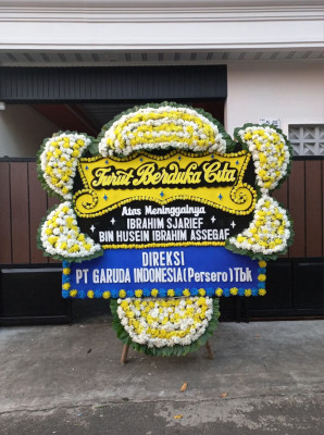 Papan Bunga Duka di Tirtoadi